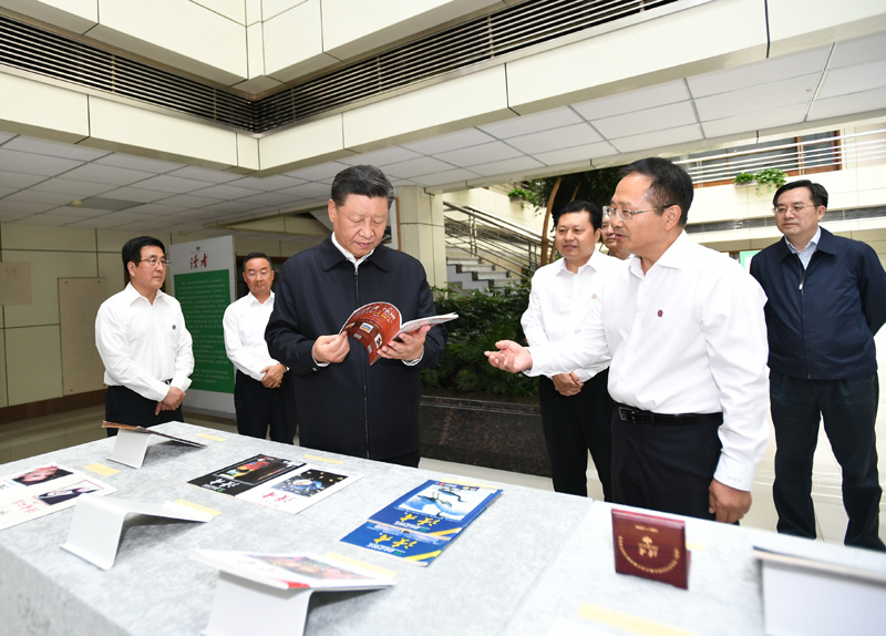 8月19日至22日，中共中央總書記、國家主席、中央軍委主席習近平在甘肅考察。這是21日下午，習近平在讀者出版集團有限公司考察。